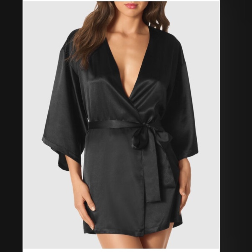 Black Satin Robe (S/M)